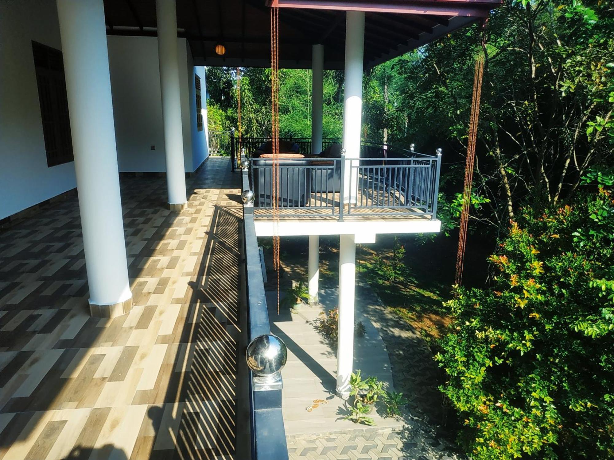Four Seasons Safari Resort Udawalawa Udawalawe Exterior photo